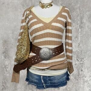 y2k brown and white vneck cableknit sweater